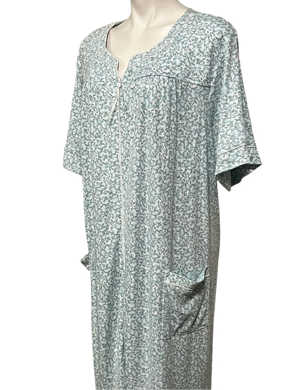 Secret Treasures zip robe house dress blue multi Floral full-Zip Plus Sz 4x/26w